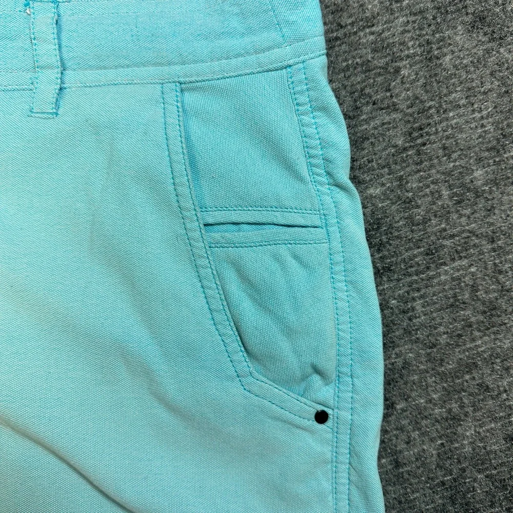 Lululemon Athletica Commission Shorts Mens 34 Turquoise Blue Golf 9 Inseam
